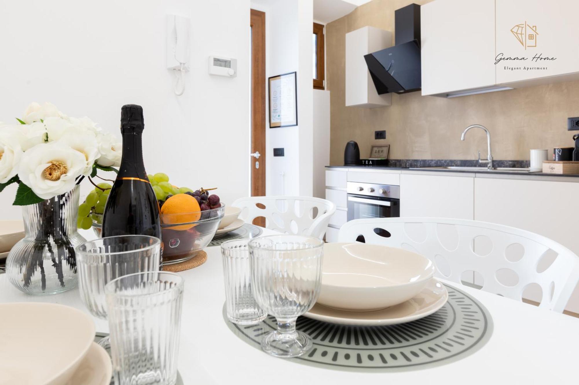 Apartment Gemma House - 100mt To Metro Station, 2 En-suite Bathrooms Rom
