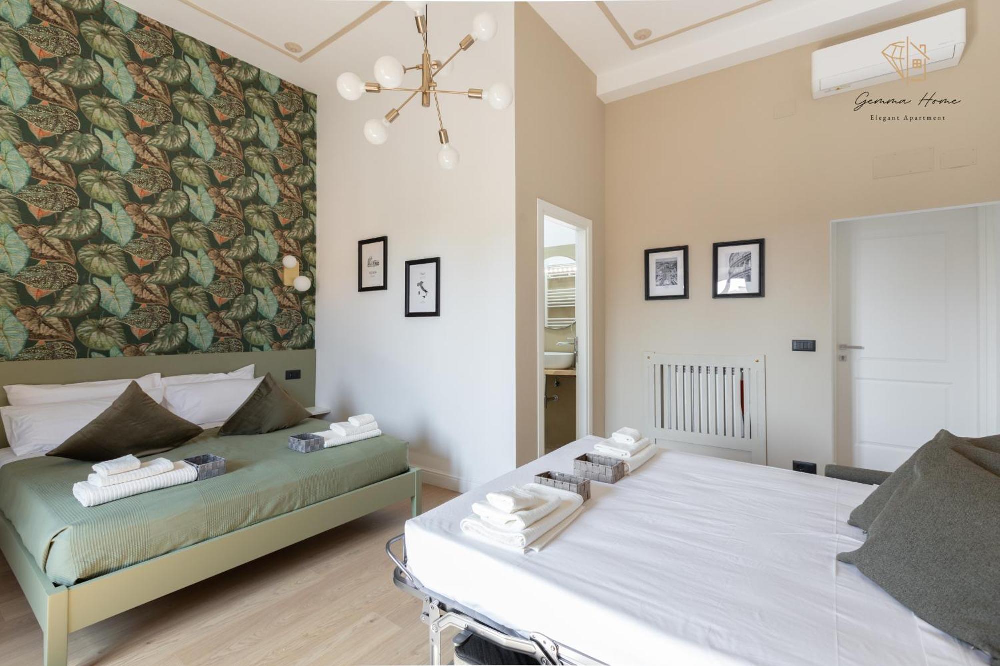 Gemma House - 100mt To Metro Station, 2 En-suite Bathrooms